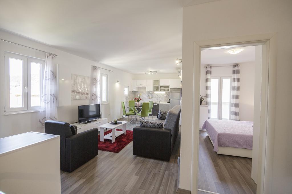 Apartman Jurica Комижа Экстерьер фото