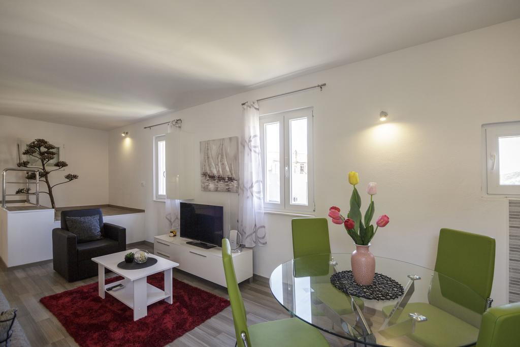 Apartman Jurica Комижа Экстерьер фото