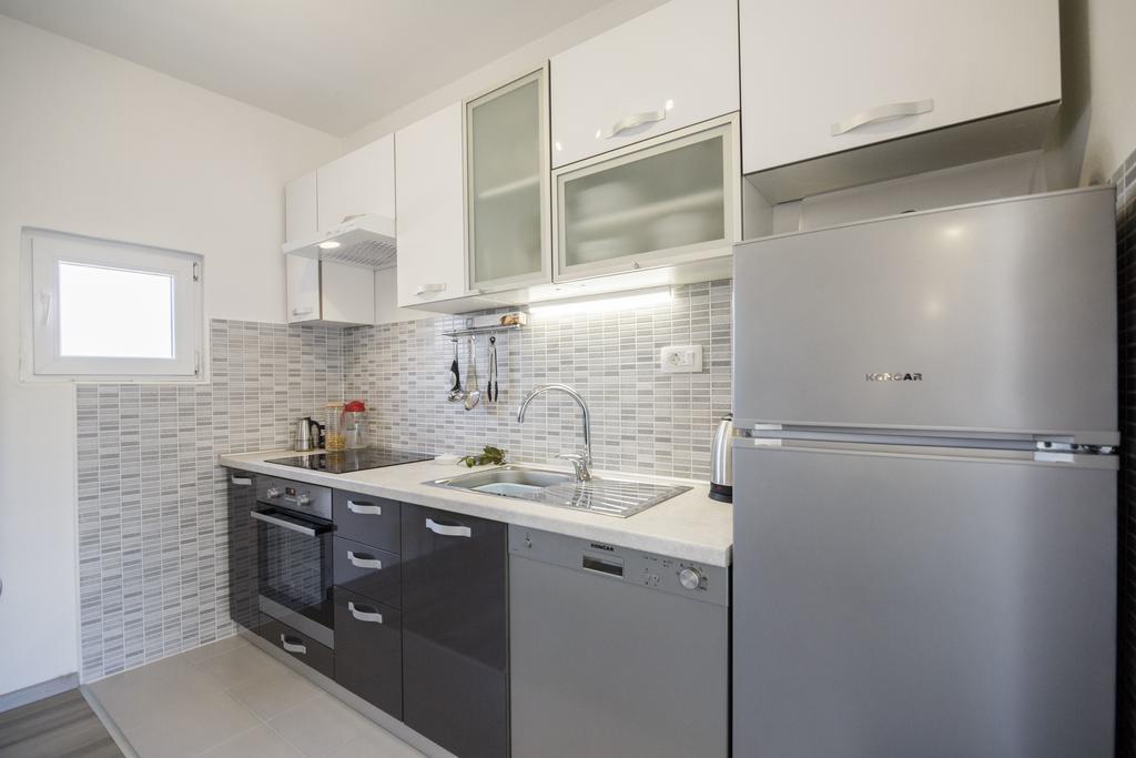 Apartman Jurica Комижа Экстерьер фото