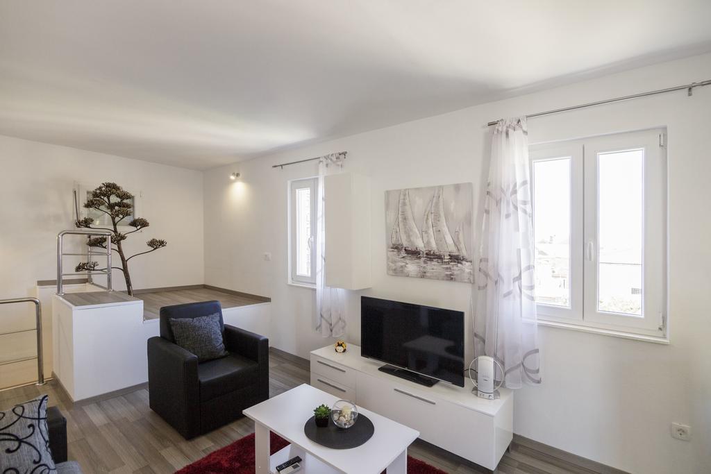 Apartman Jurica Комижа Экстерьер фото